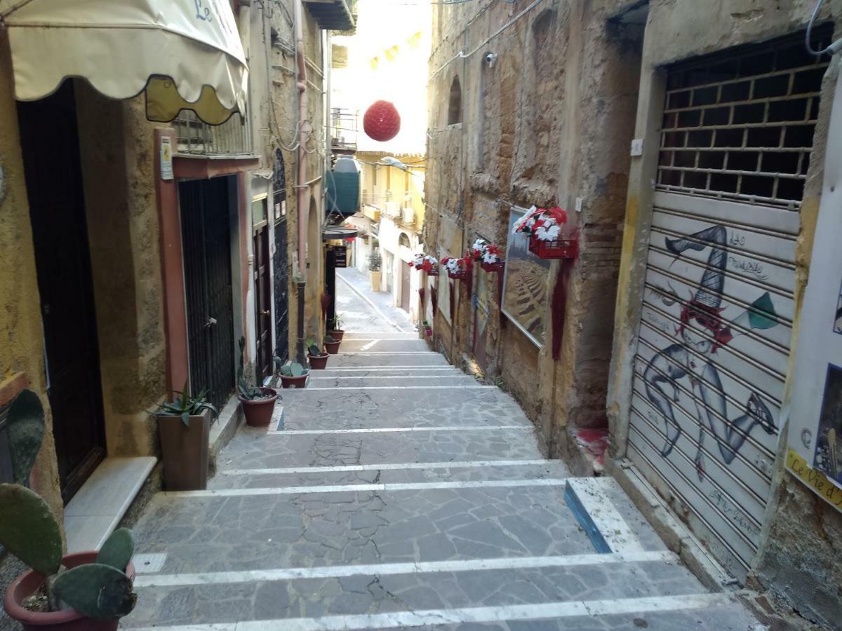 Una Scala Dal Centro Agrigento Dış mekan fotoğraf
