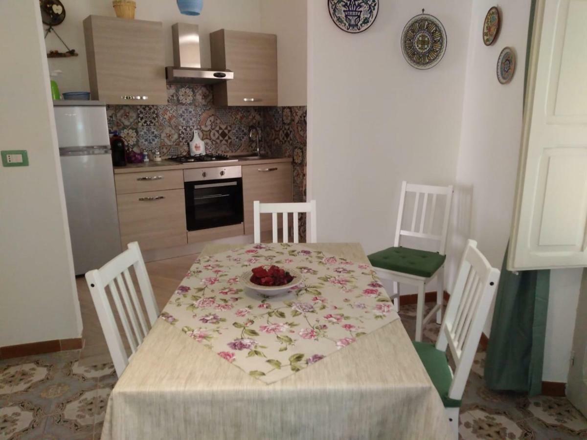 Una Scala Dal Centro Agrigento Dış mekan fotoğraf